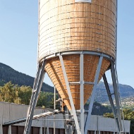 Rundholzsilo mit einem Fassungsvermögen von 400m3, Winterdienst-Stützpunkt Sion, Kanton Wallis 