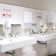 Sanitary facilities in the wet room area