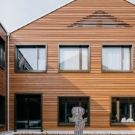 Cour intérieure avec vue sur la façade