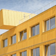 Close-up of the facade of the Lattich building