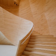 stammhaus-treppenbau-foyer-blumer-lehmann-1