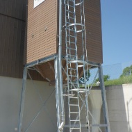 Petit silo carré en bois 25m3 à Bachs