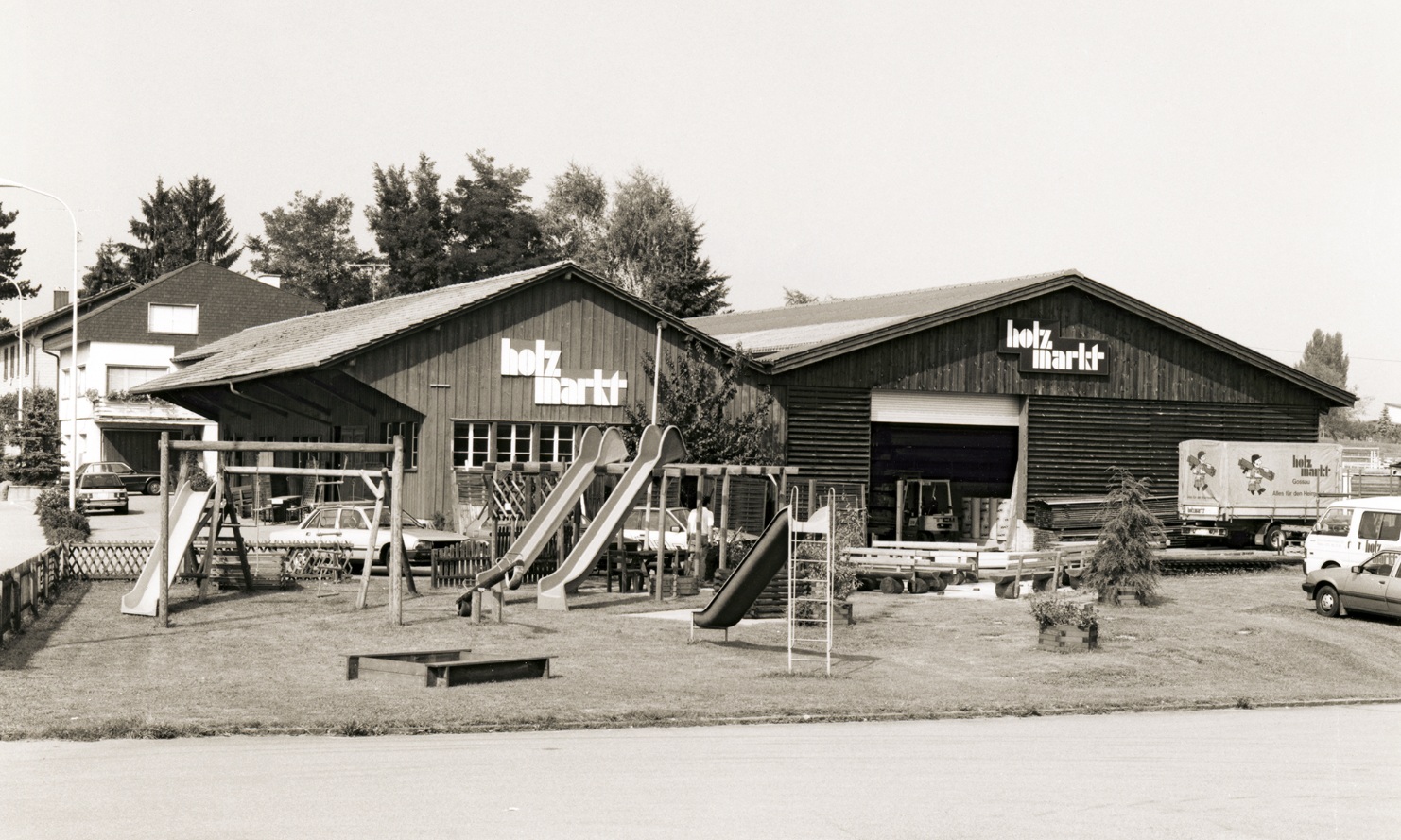 Old photo of the former timber market in Gossau