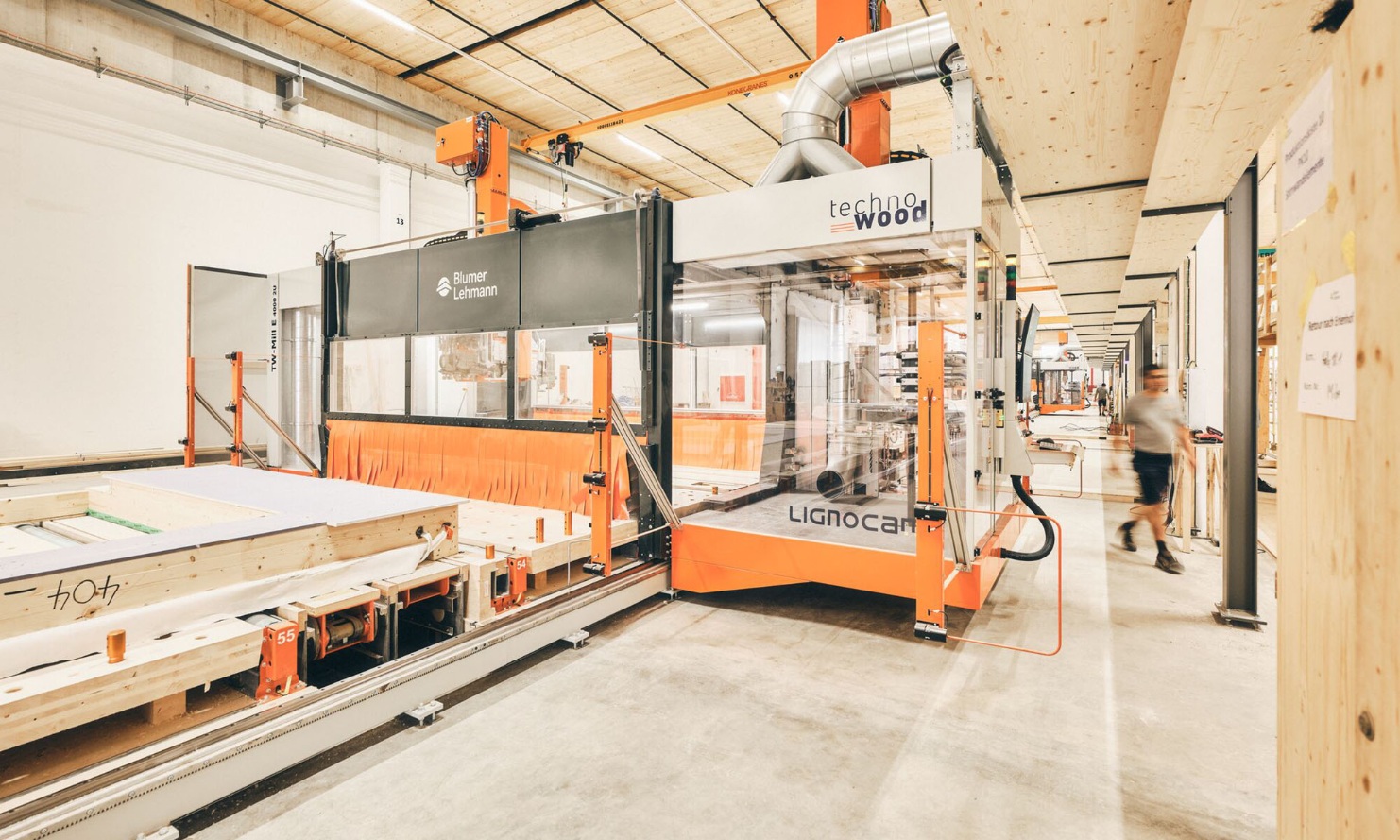 Production line for modular timber construction elements (Gossau SG plant) 