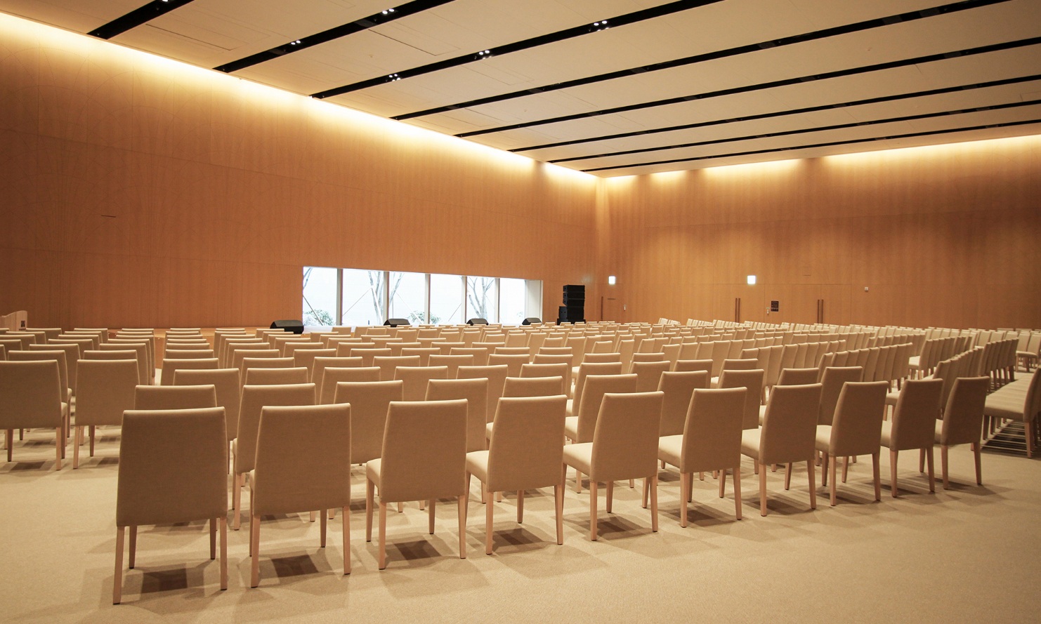 Haesley Nine Bridges Golf Club, interior shot of the dining hall with seating set out in the style of a concert hall