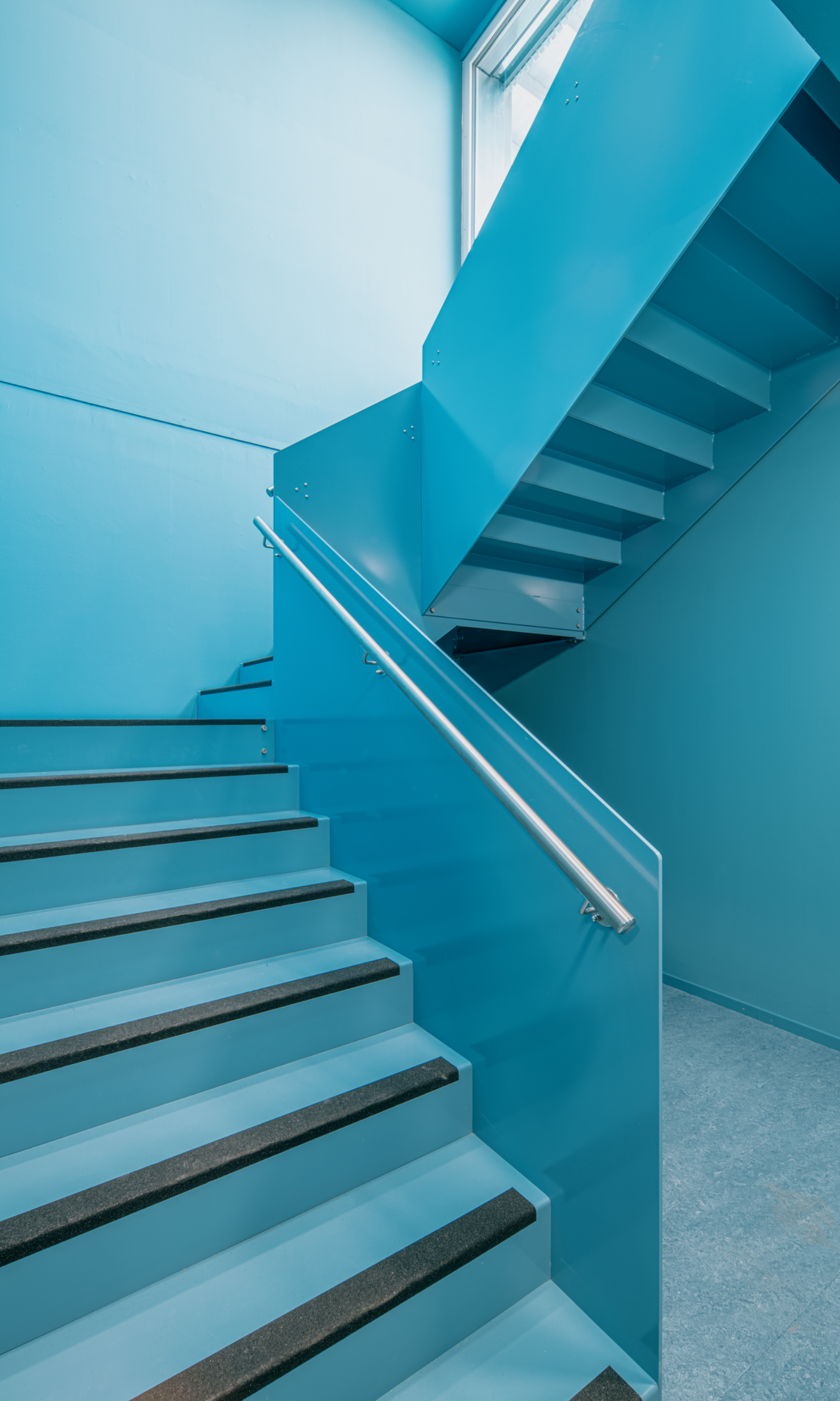 Stairwell in the modular school building on Wülflingerstrasse.