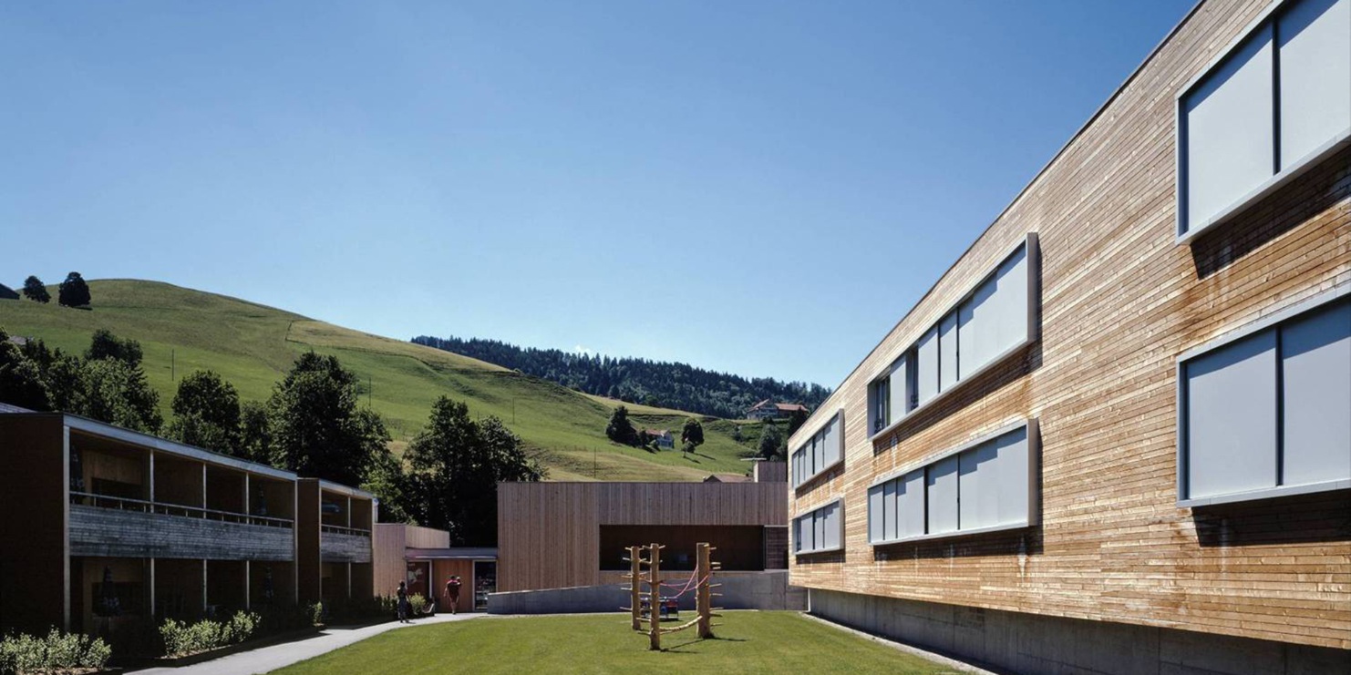 Un village de vacances à Urnäsch, réalisé en sapin et épicéa.