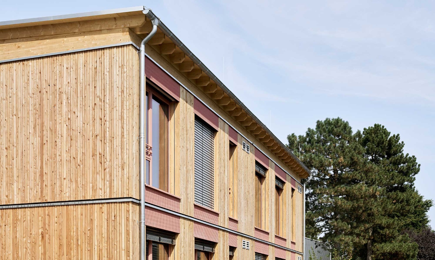 Vue extérieure du bâtiment d’extension de l’école Unter Birken