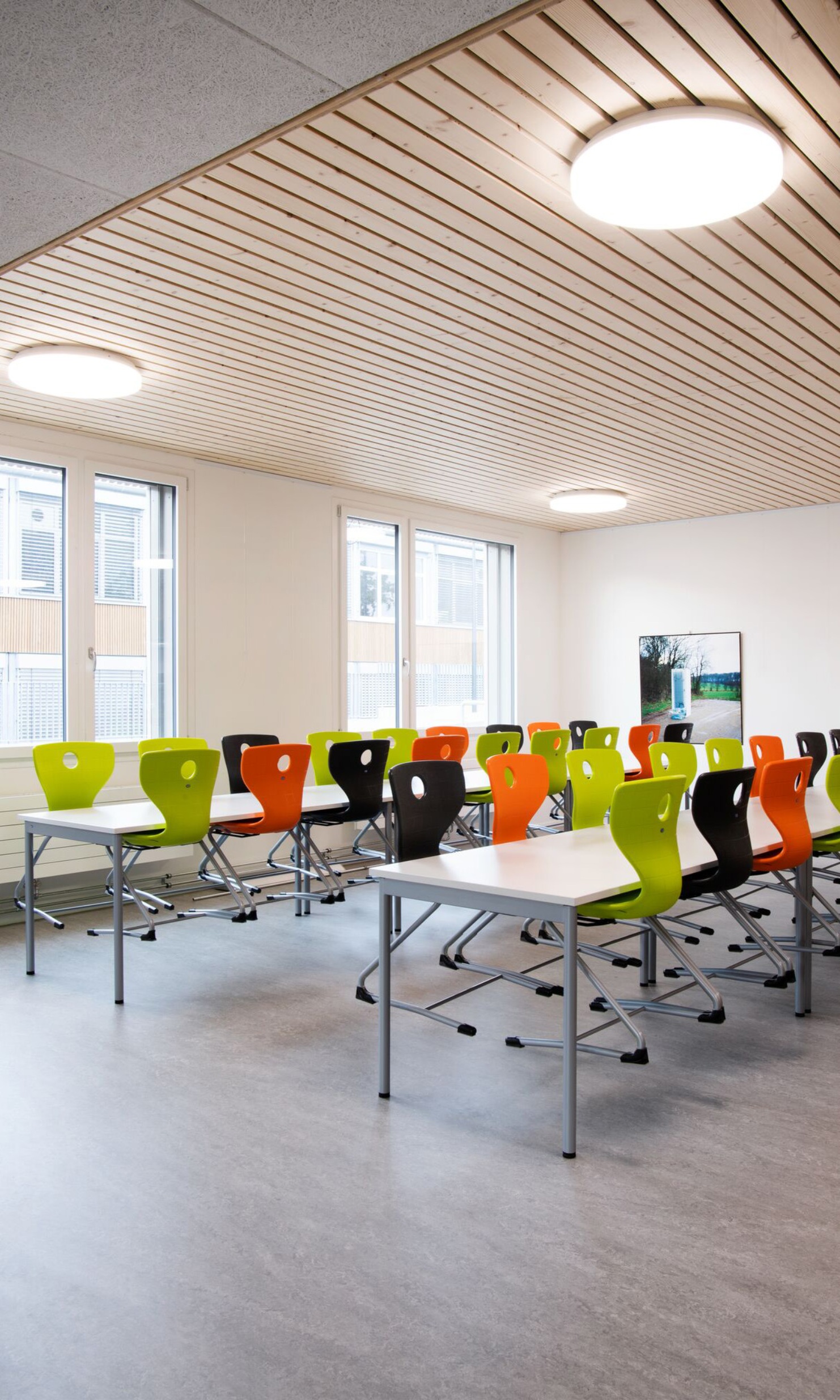 Vue d'une salle de classe de la nouvelle école de Mondorf