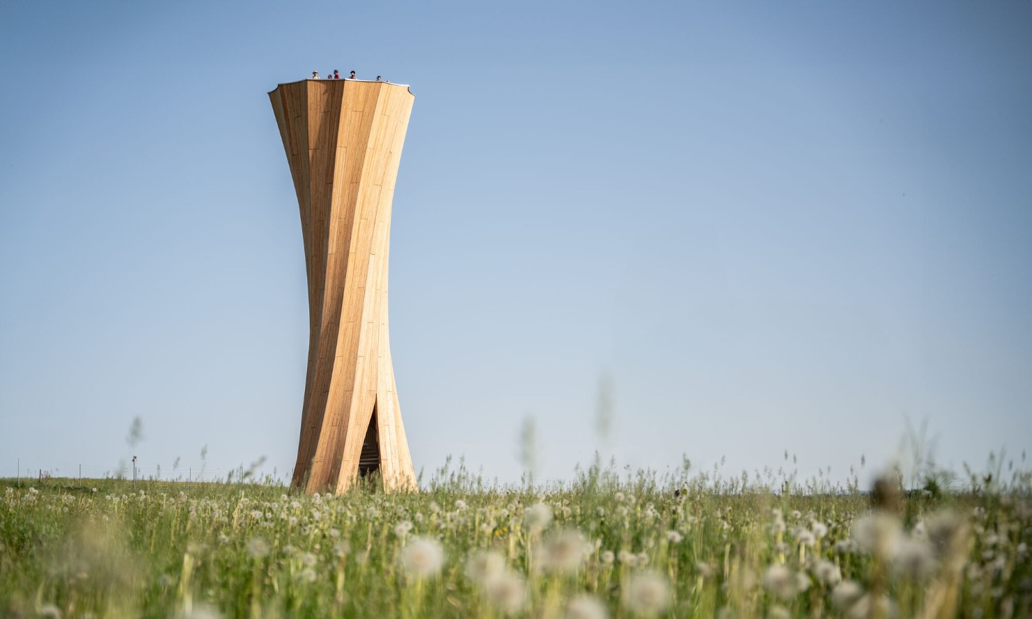 Gesamtansicht des neuen Aussichtsturm in Wangen