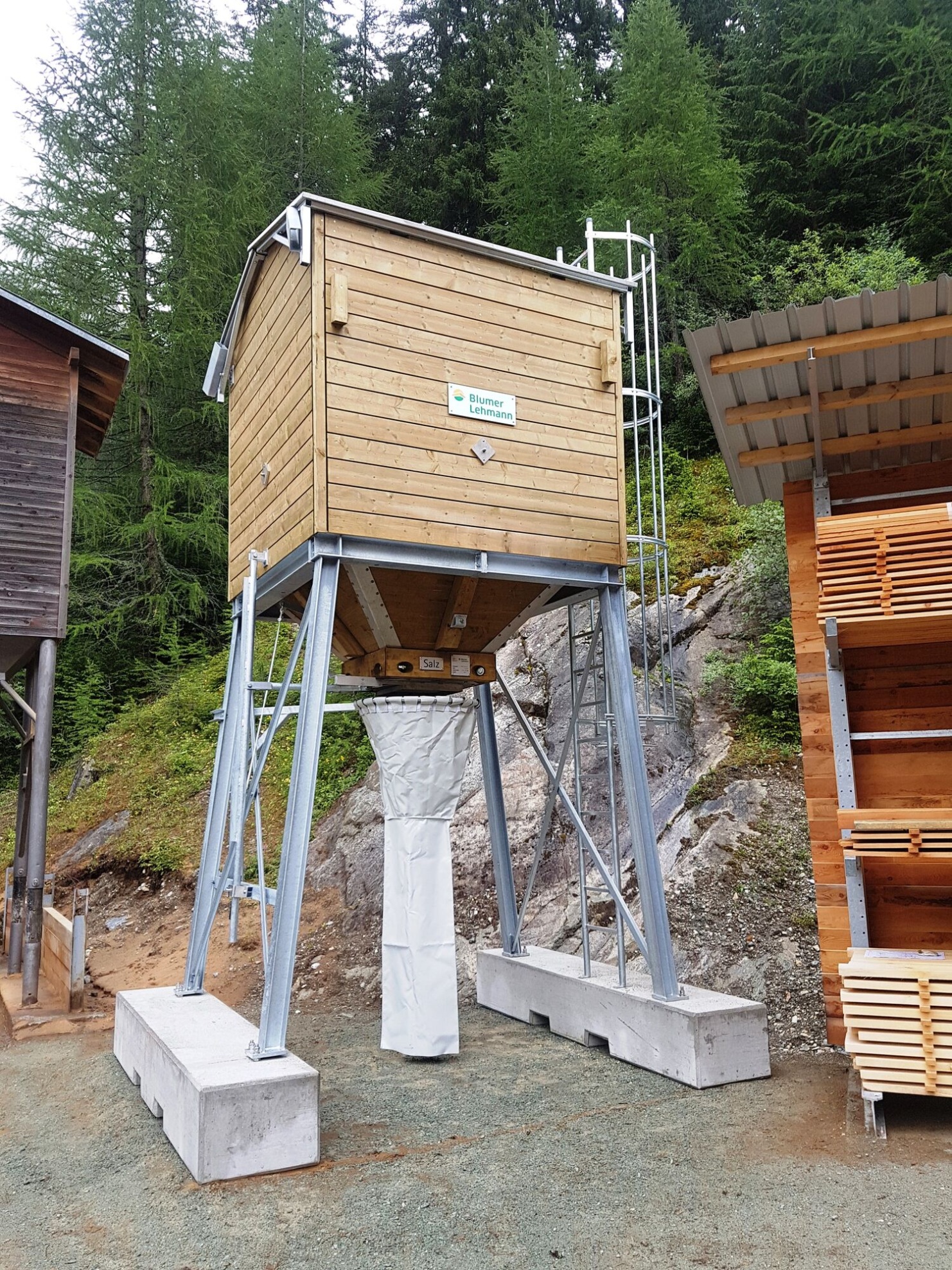 Small timber silo 10m3 in Ferrera