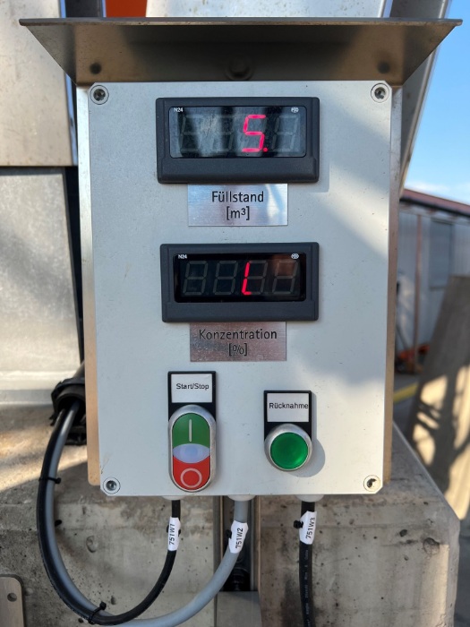 Bedienpanel für Füllstand und Konzentration der Soleanlage