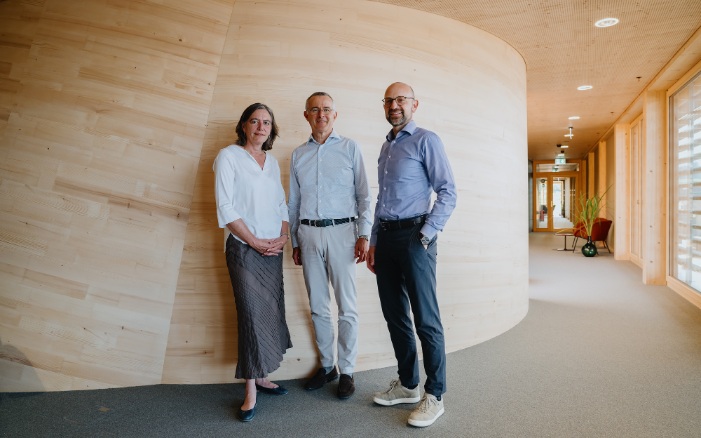 Katharina Lehmann, CEO Blumer Lehmann sowie Luc und Thomas Frutiger, Co-VRP Frutiger 