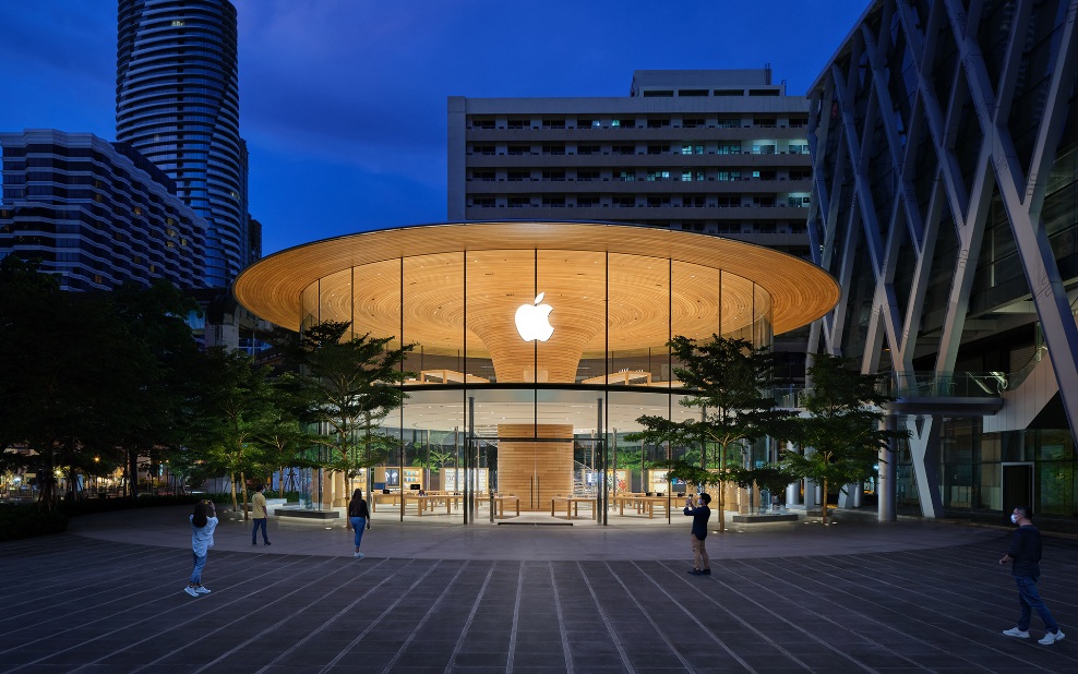 Apple Store Bangkok bei Nacht