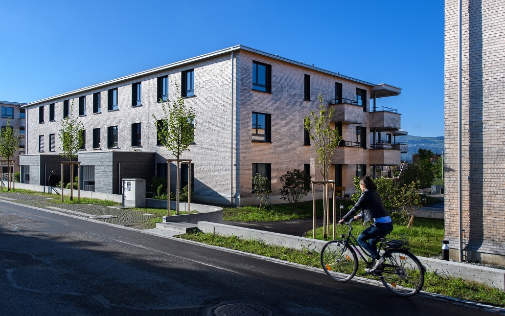 View of an apartment building on Lake Zurich.