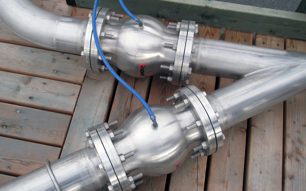 Piping on the roof platform of a timber silo