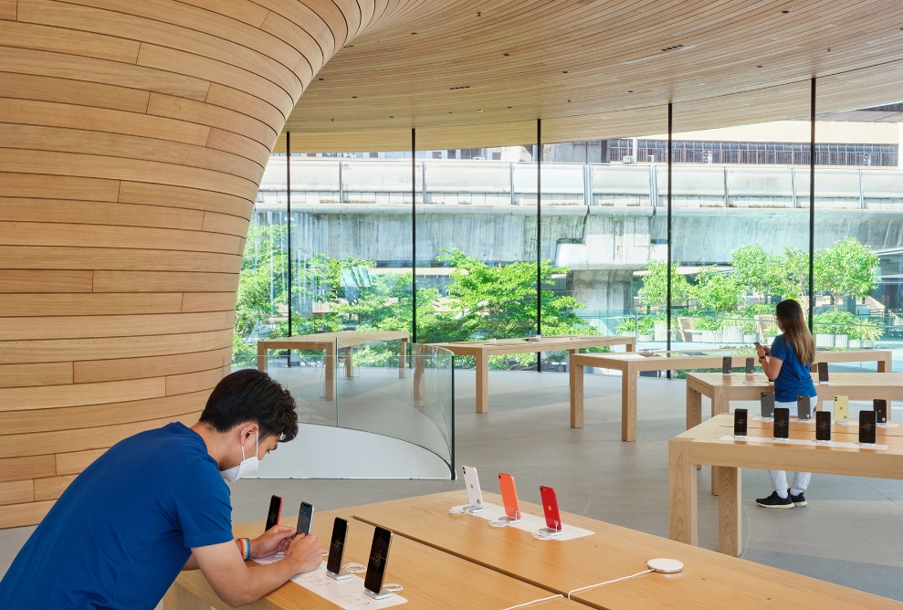 Product displays in the Apple Store Bangkok