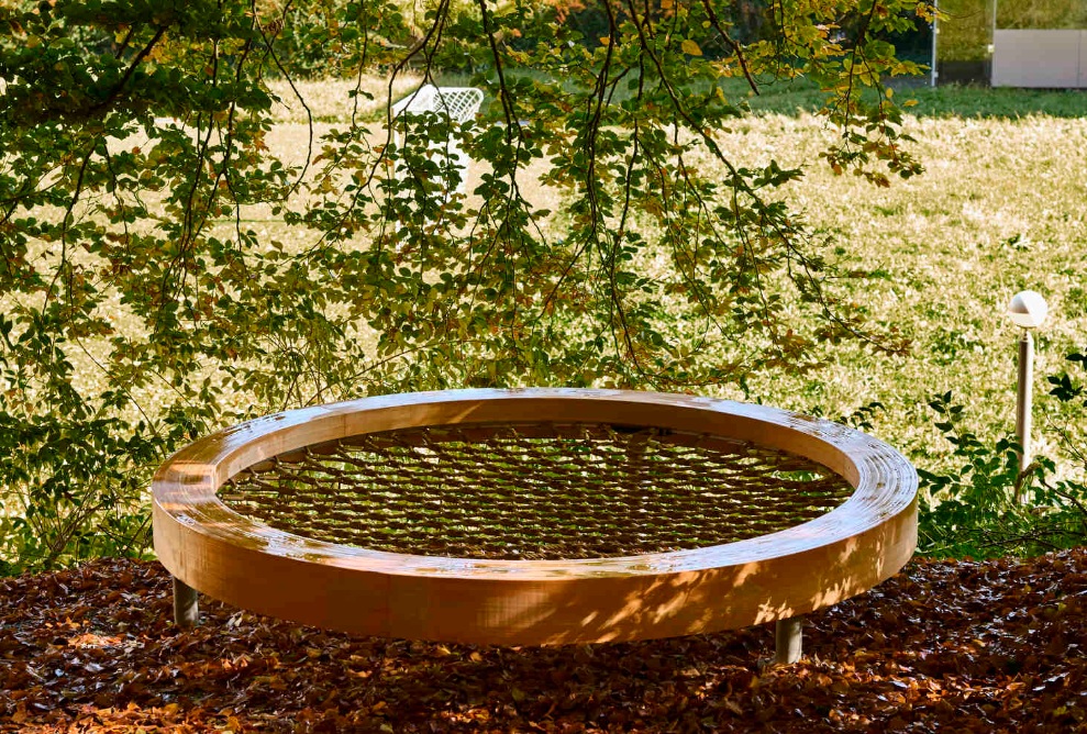 Holzobjekt "Himmelbett" im Resilienzparcours in Zürich