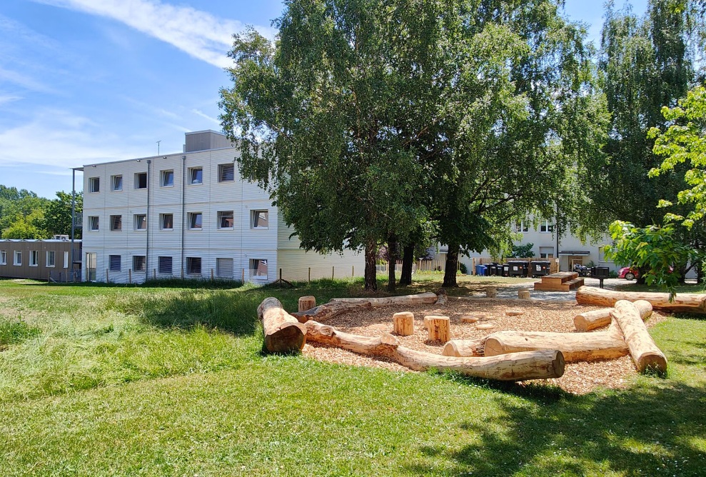 Picknickplatz für die Flüchtlingsunterkunft und gesamte Umgebung