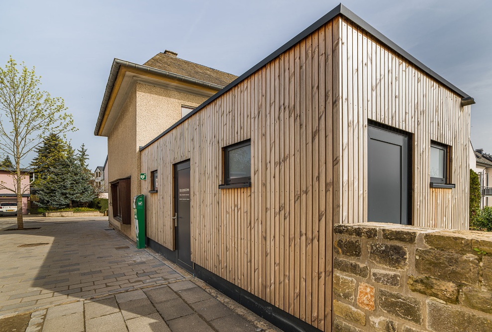 Holzmodulbau für Toiletten und Technikanlage 