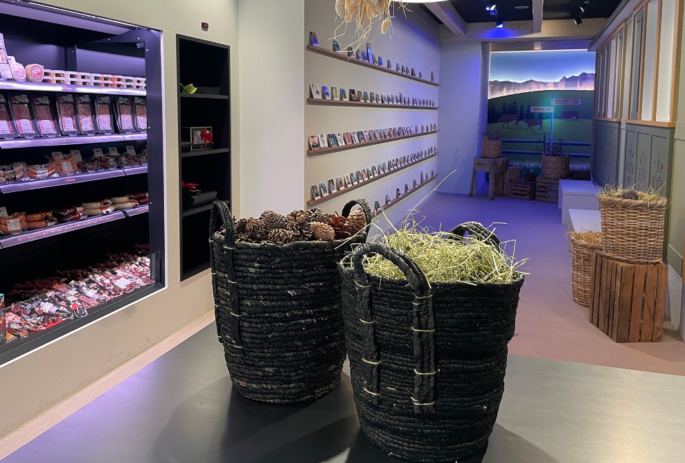Verkaufsbereich im neuen Breitenmoser Gustarium in Steinegg. 