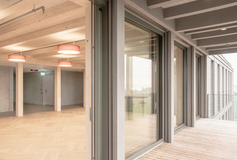 View from the balcony into the premises of the new Münsterlingen hospital