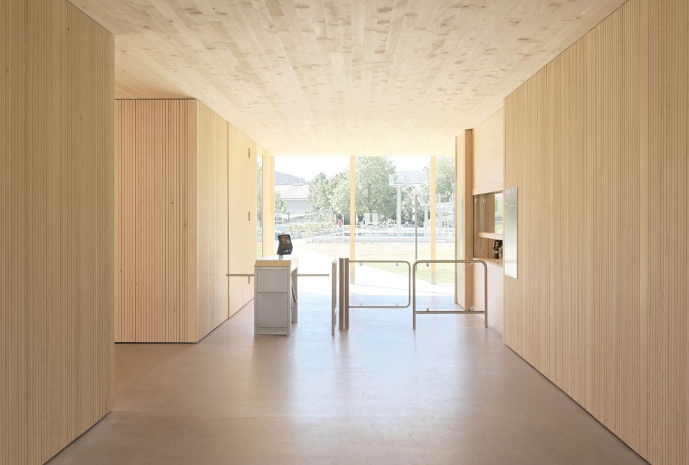 Interior view of the Flexzone timber construction of the Rietwies sports facility, Wattwil