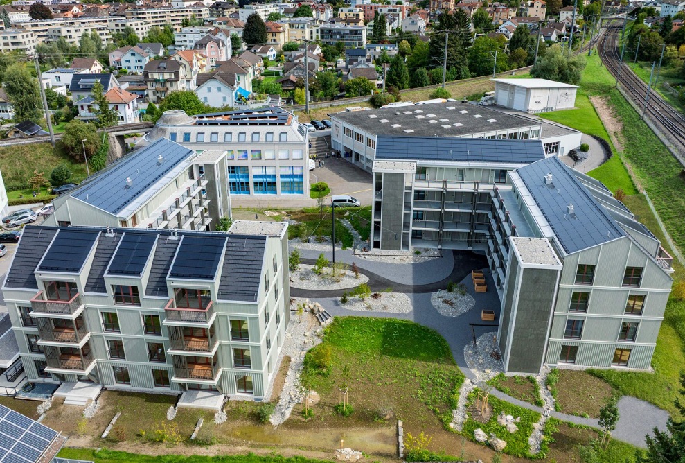 Die Überbauung «Wohnen 55plus» aus der Vogelperspektive 